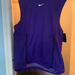 Nike sleeveless hoodie